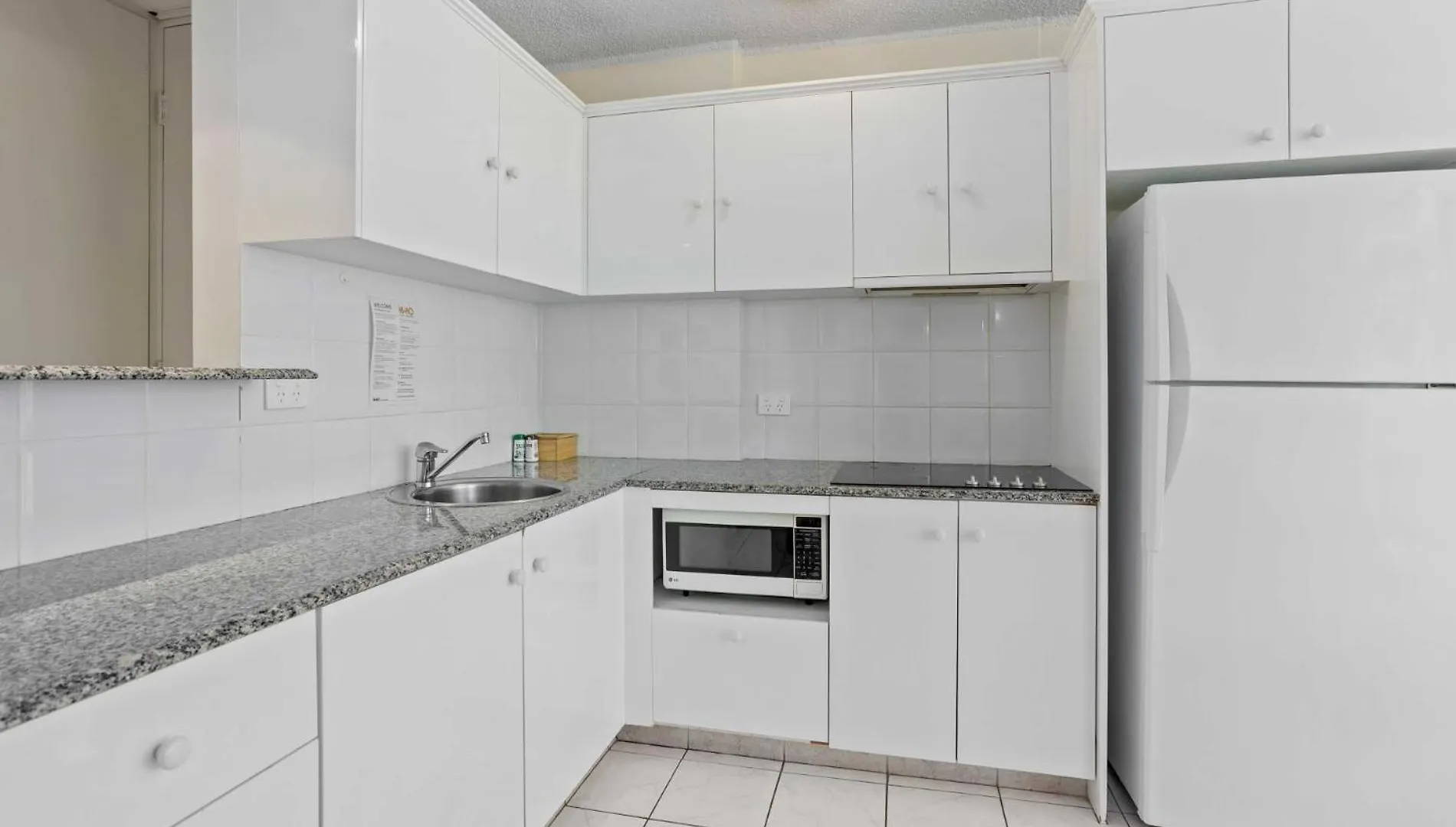 Hi Ho Beach Apartments On Broadbeach Gold Coast Avustralya