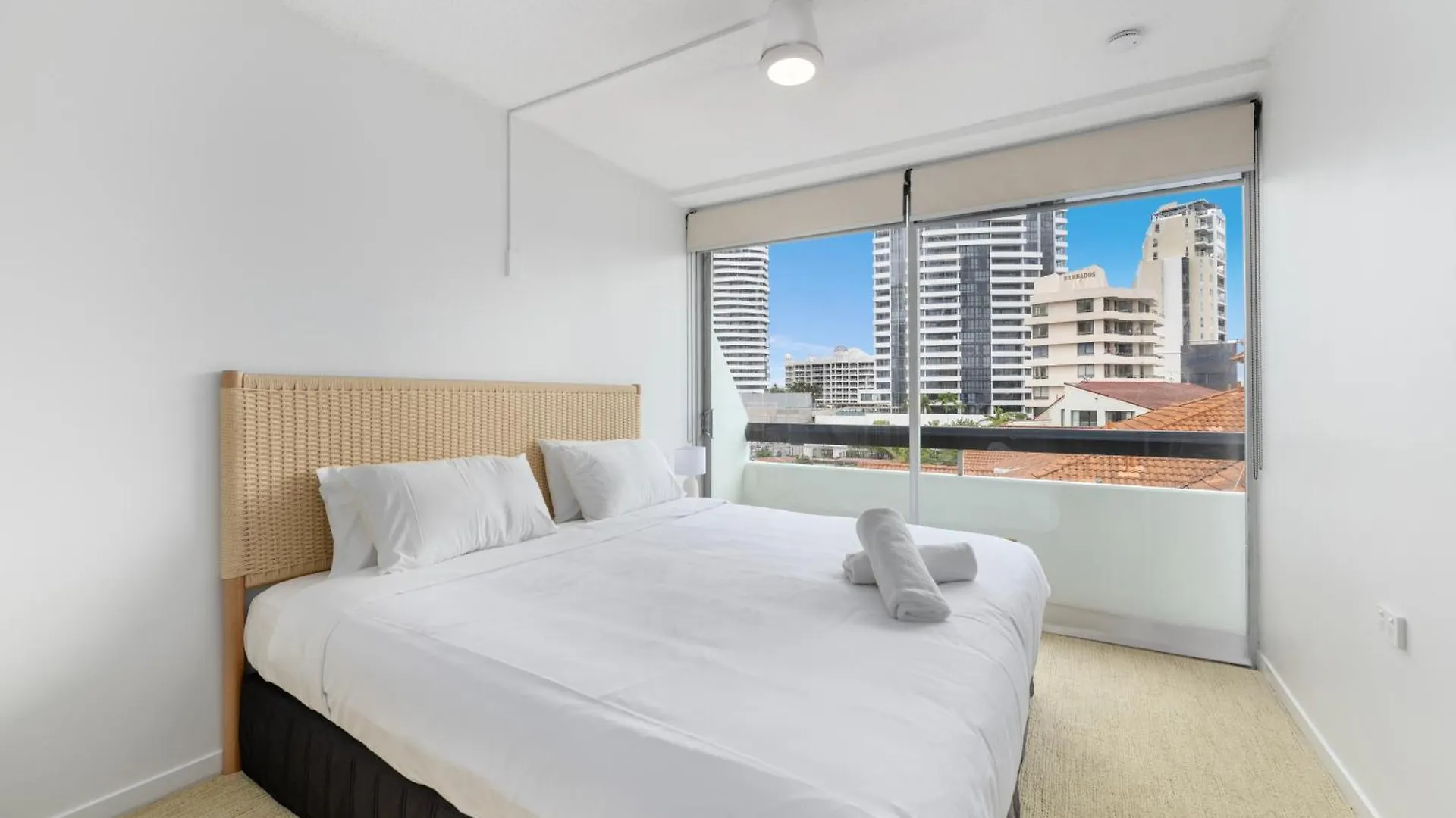 Hi Ho Beach Apartments On Broadbeach Gold Coast 3*,  Australia