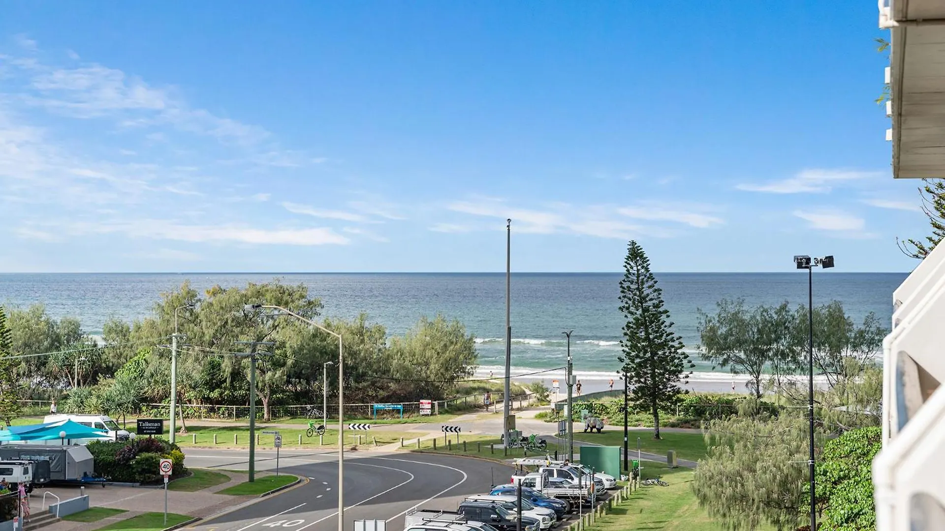 Hi Ho Beach Apartments On Broadbeach Gold Coast