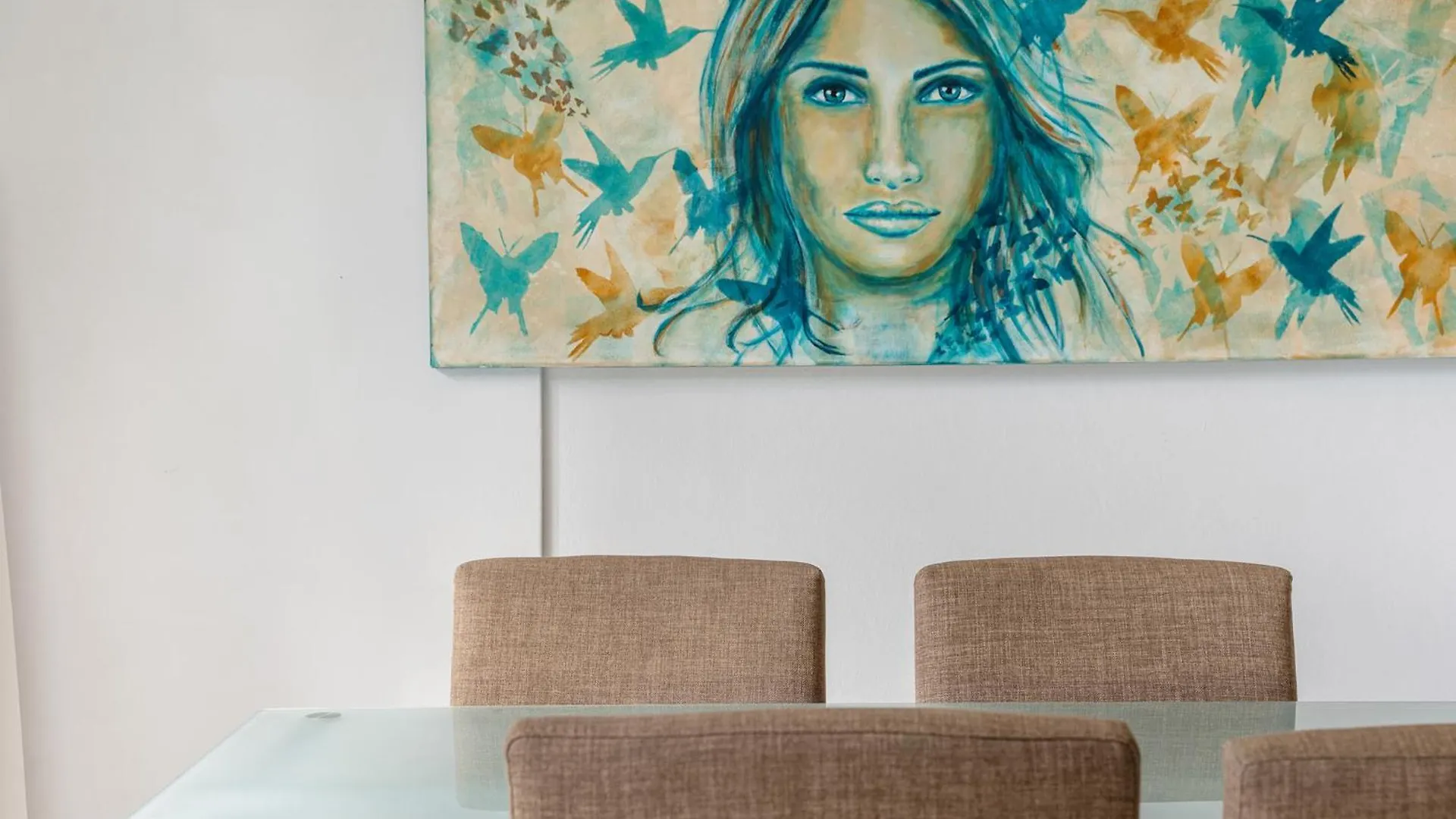 Hi Ho Beach Apartments On Broadbeach Gold Coast Australia