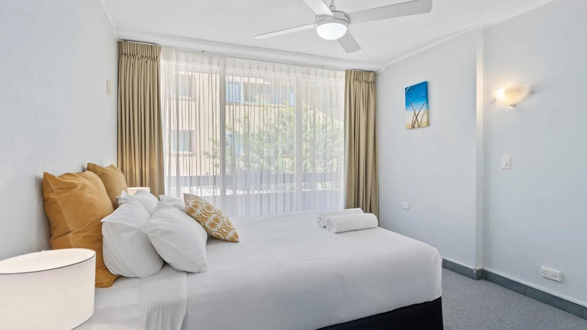 Hi Ho Beach Apartments On Broadbeach Gold Coast
