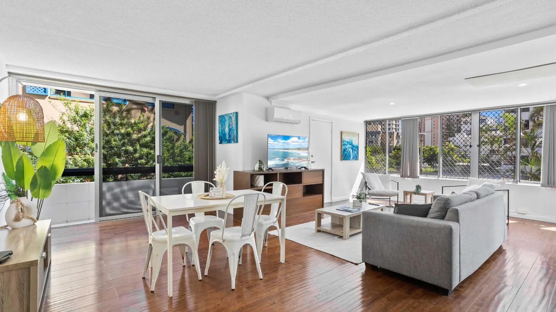 Hi Ho Beach Apartments On Broadbeach Gold Coast 3*,