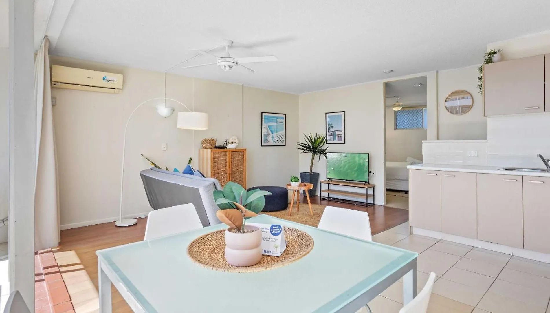 Hi Ho Beach Apartments On Broadbeach Gold Coast Australia